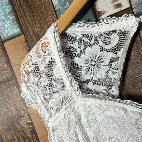 Vfshow 3XL white long lace Designer dress - Picture 7 of 16